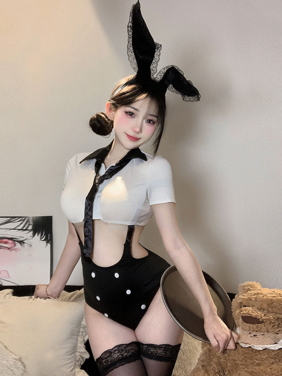 背面オープン リバースバニーガール コスプレ